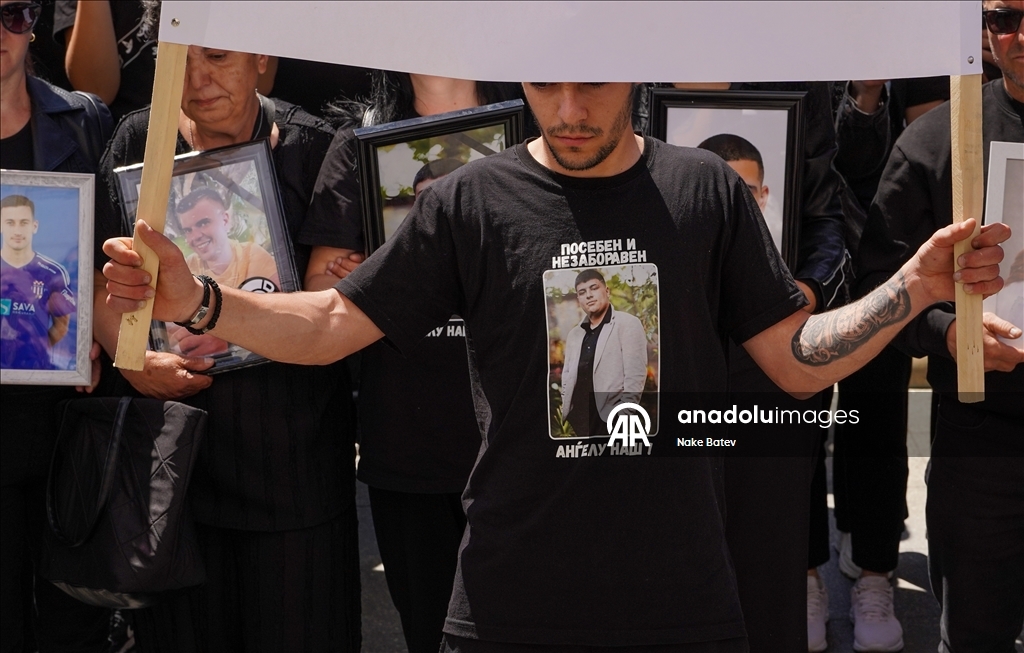 Parents of night club fire victims march in Skopje