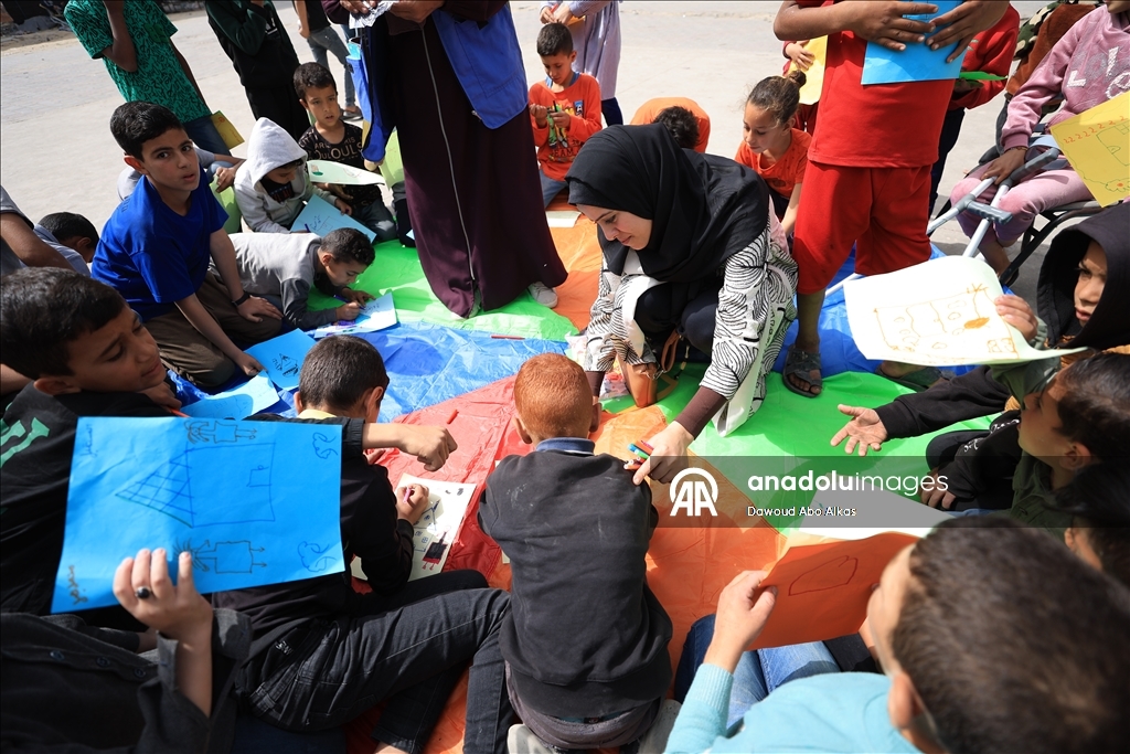 Event organized for children in Gaza to help ease the trauma of war