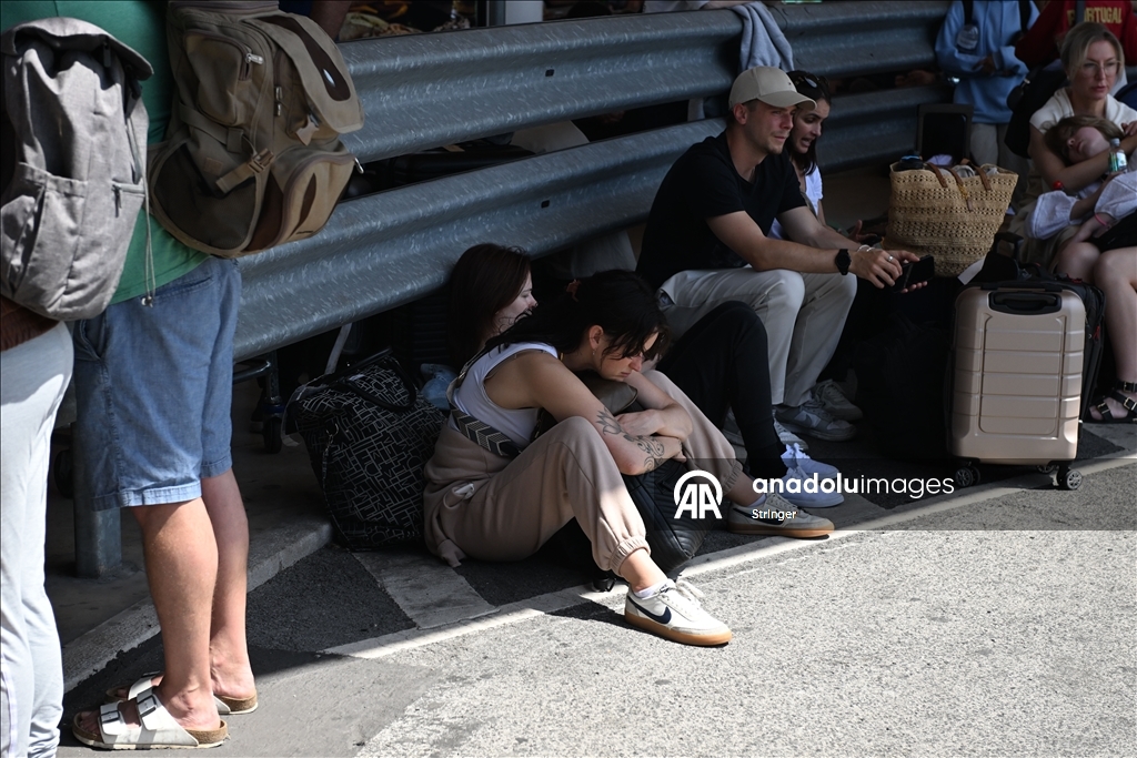 В Португалии произошло масштабное отключение электроэнергии, затронувшее миллионы людей