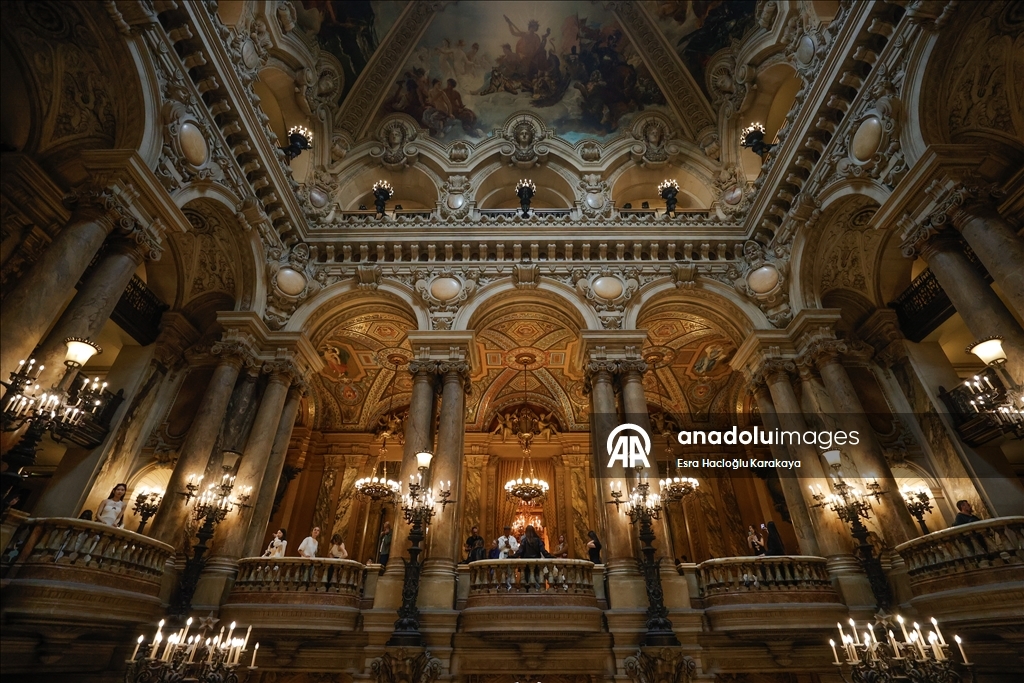 Palais de Garnier opera binası