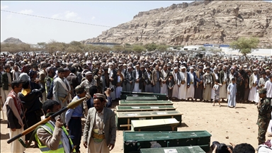 ABD'nin düzenlediği hava saldırılarında hayatını kaybeden Yemenlilerin cenaze töreni