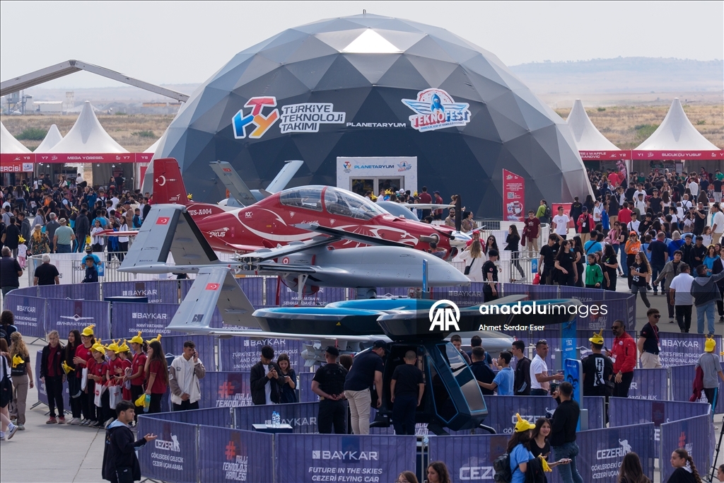 В старом аэропорту Эрджан продолжается TEKNOFEST ТРСК 2025