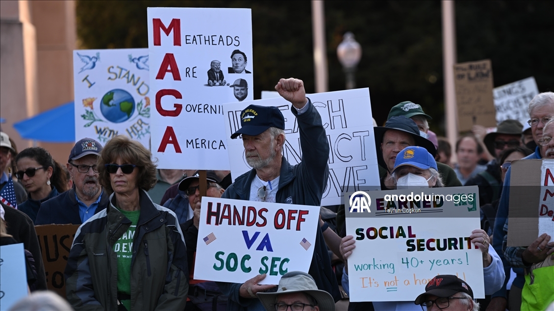 California’da Trump ve Musk protesto edildi