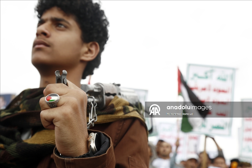 اليمن.. مئات الآلاف يتظاهرون دعما لغزة في 14 محافظة