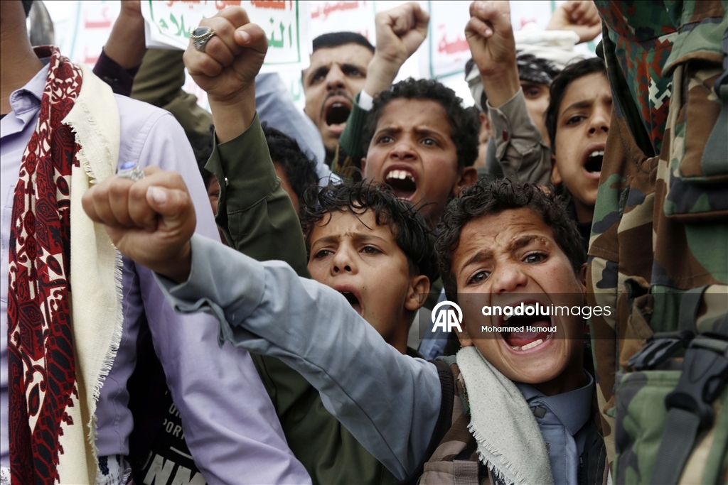 اليمن.. مئات الآلاف يتظاهرون دعما لغزة في 14 محافظة