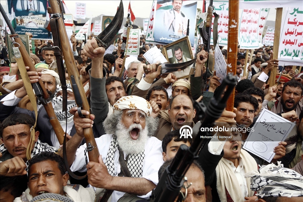 اليمن.. مئات الآلاف يتظاهرون دعما لغزة في 14 محافظة