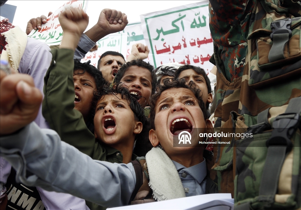 اليمن.. مئات الآلاف يتظاهرون دعما لغزة في 14 محافظة