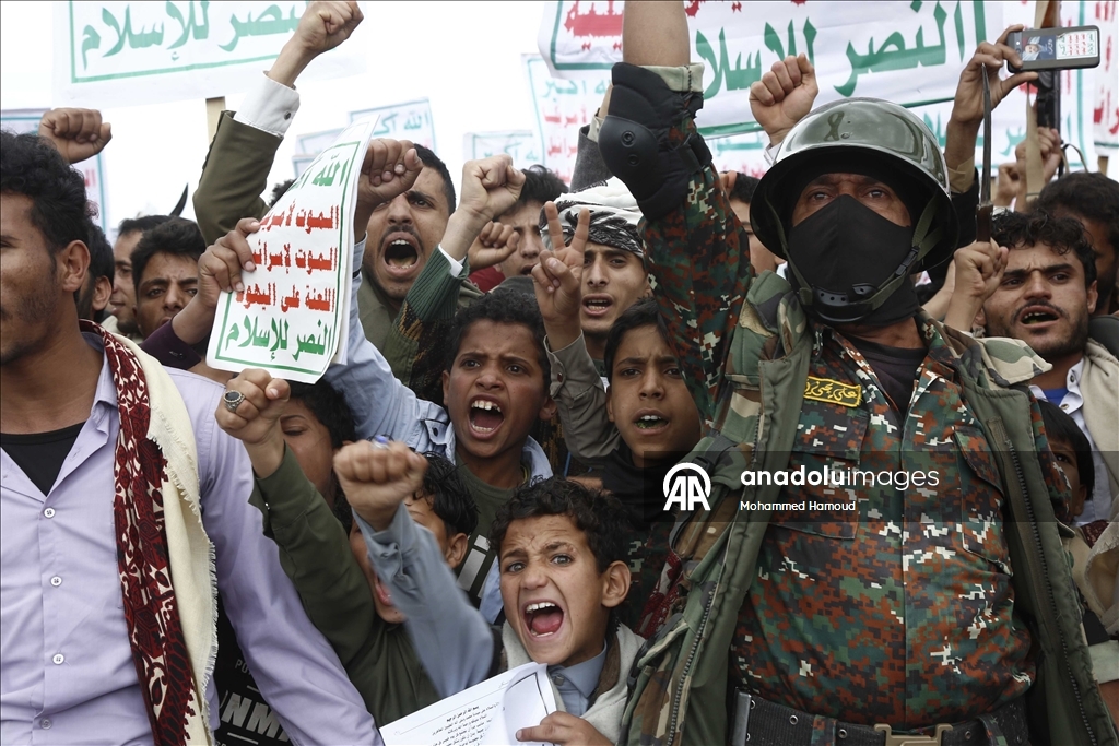 اليمن.. مئات الآلاف يتظاهرون دعما لغزة في 14 محافظة
