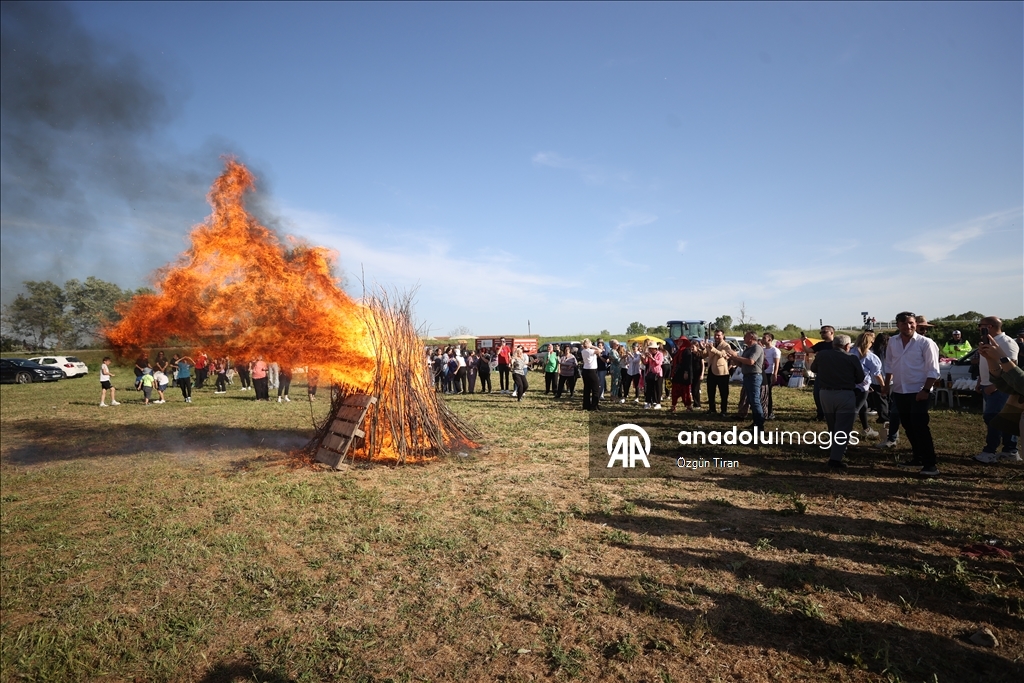 Kırklareli'nde "Hıdırellez ateşi" yakıldı