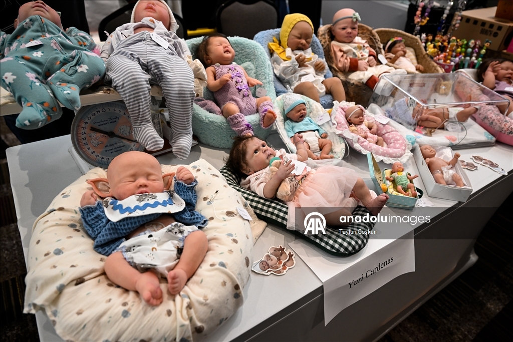 California'da Dünya Oyuncak Bebek Günü etkinliği