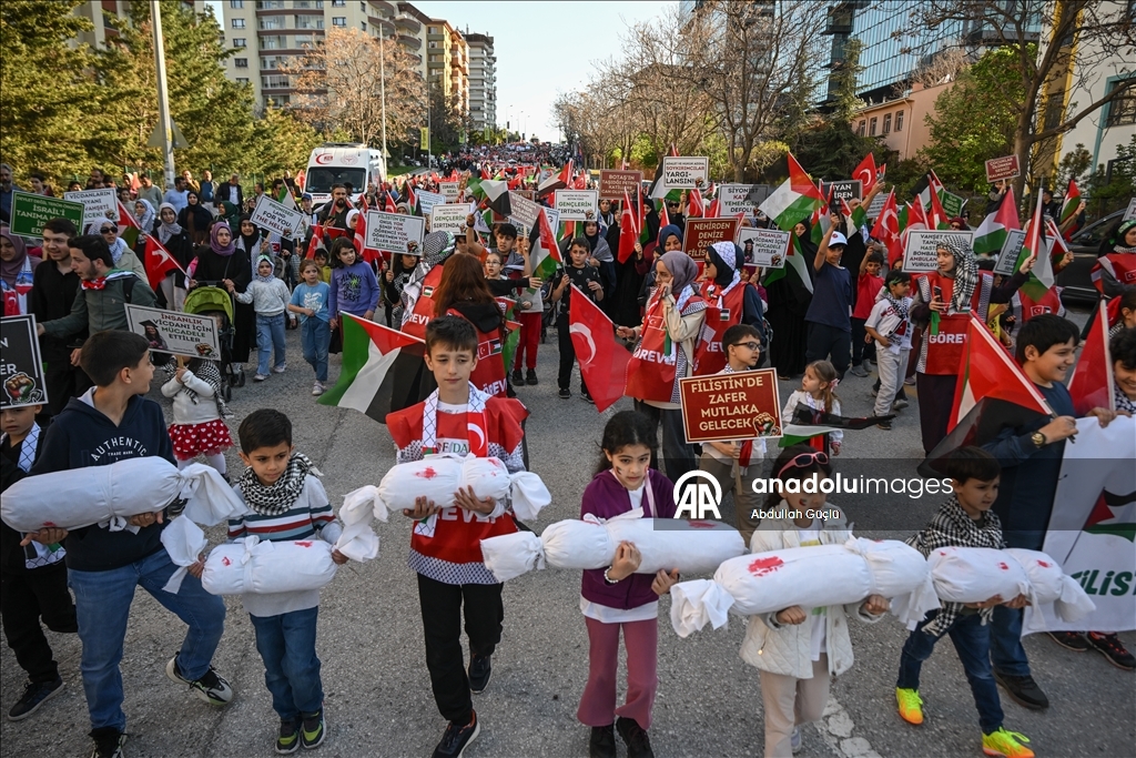 İsrail'in Gazze'ye saldırıları ABD'nin Ankara Büyükelçiliği önünde protesto edildi