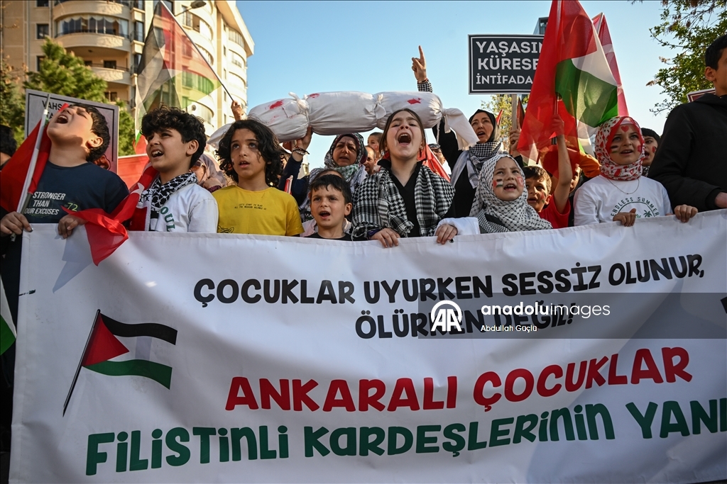 İsrail'in Gazze'ye saldırıları ABD'nin Ankara Büyükelçiliği önünde protesto edildi
