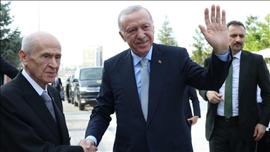 Cumhurbaşkanı Erdoğan, MHP Genel Başkanı Bahçeli'yi ziyaret etti