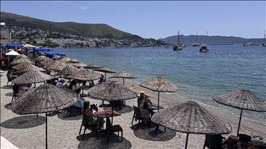 Antalya ve Muğla sahillerinde güneşli hava yoğunluğu