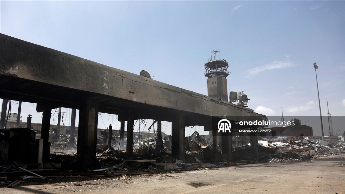 İsrail ordusu, Sana Havalimanı'na saldırı düzenledi