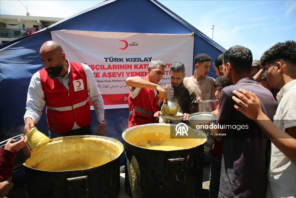 Türk Kızılayı'ndan Gazze'de sıcak yemek yardımı