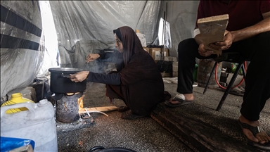 Gazzeli Aziz ailesi, zor koşullar altında yaşam mücadelesi veriyor