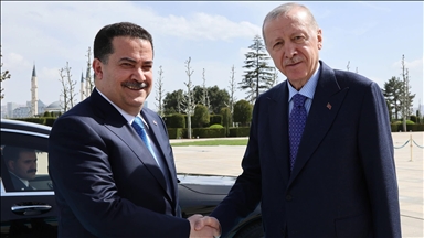 Cumhurbaşkanı Erdoğan, Irak Başbakanı Sudani'yi resmi törenle karşıladı