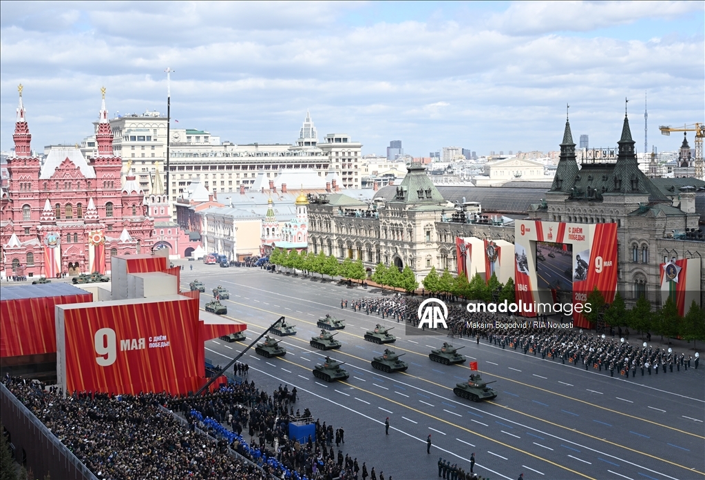 Россия празднует 80-летие Победы