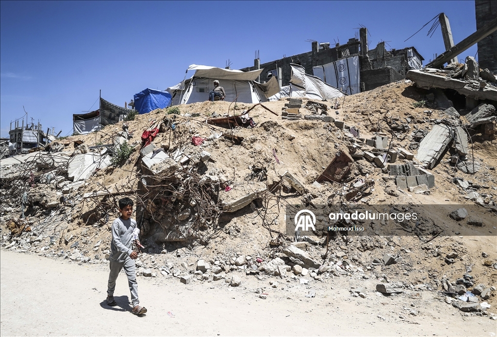 В Газе продолжает обострятся продовольственный кризис: у пунктов распределения помощи выстроились длинные очереди