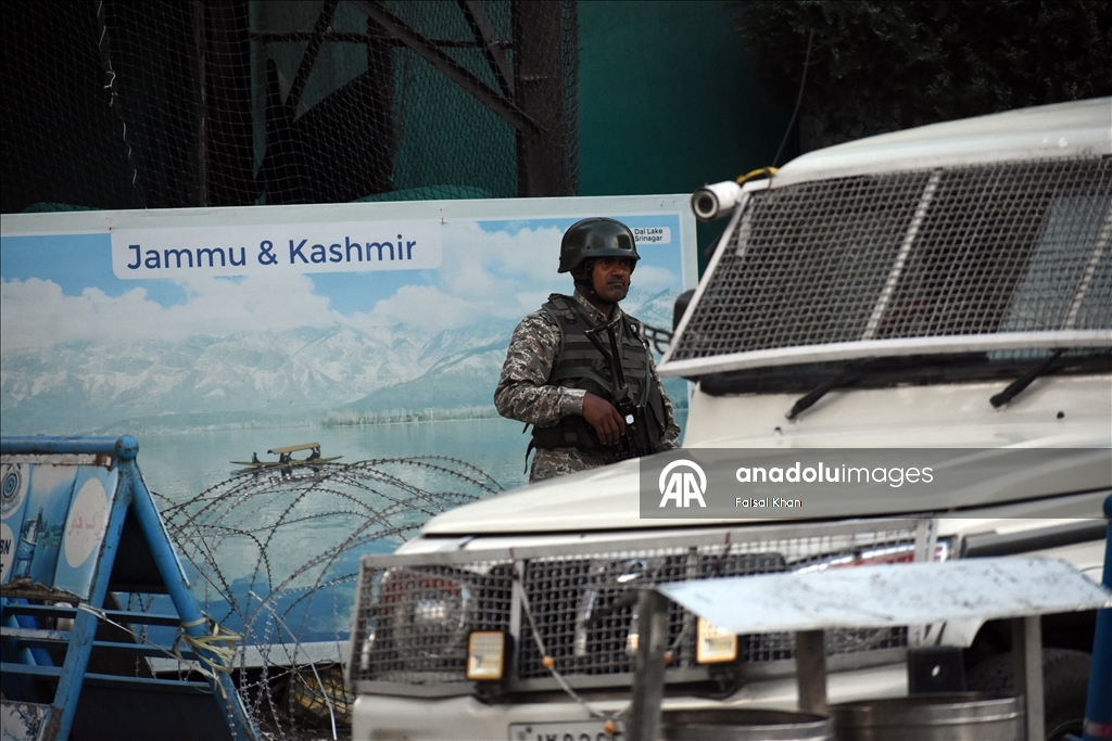 Pakistan ile Hindistan arasındaki ateşkesin ardından Cammu Keşmir'de sükûnet hakim