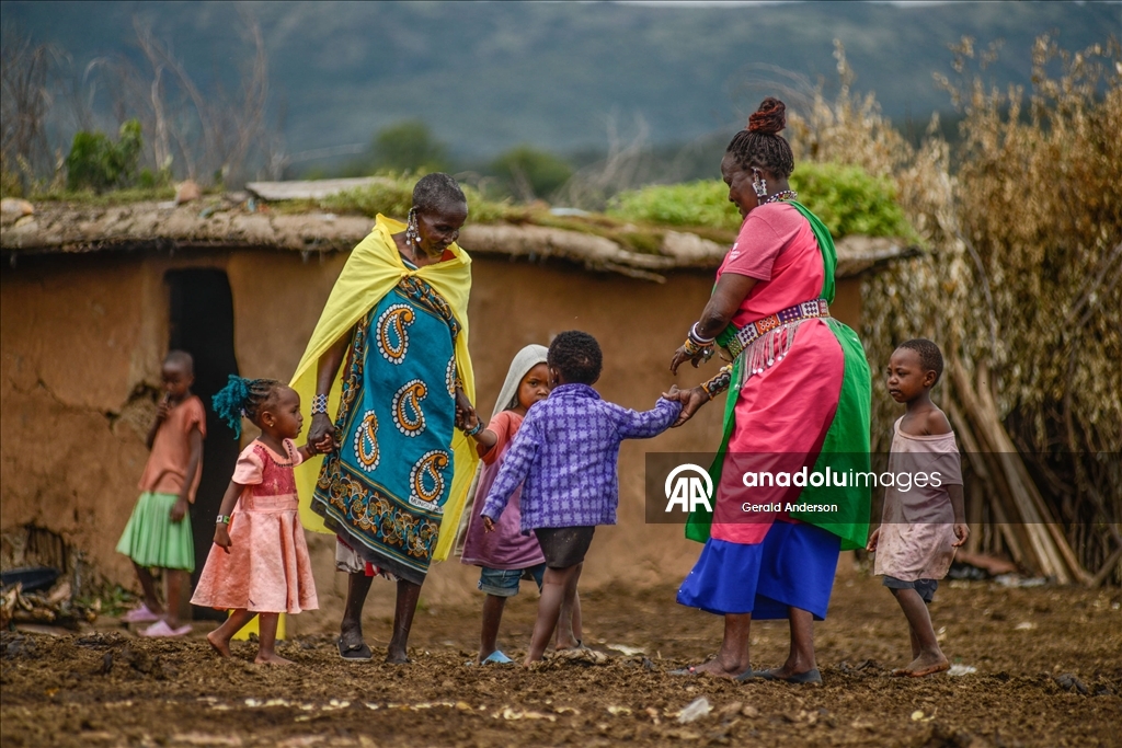 Kenya'da Masai'lerin günlük yaşamı
