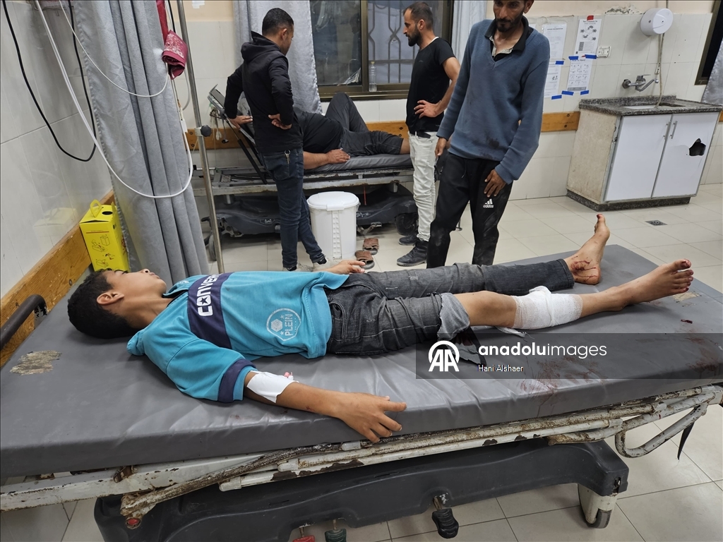 İsrail ordusu, Han Yunus'taki Avrupa Hastanesi'ne saldırı düzenledi