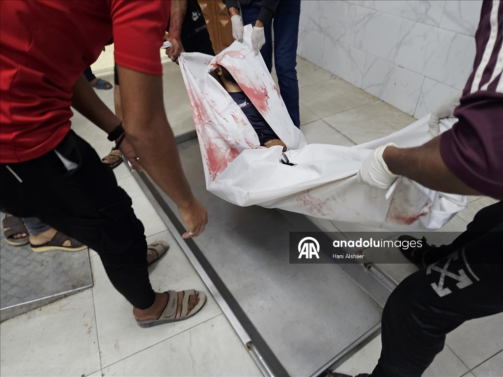 İsrail ordusu, Han Yunus'ta çadırda kalan masum Filistinli çocukları hedef aldı