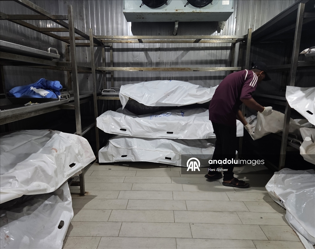 İsrail ordusu, Han Yunus'ta çadırda kalan masum Filistinli çocukları hedef aldı