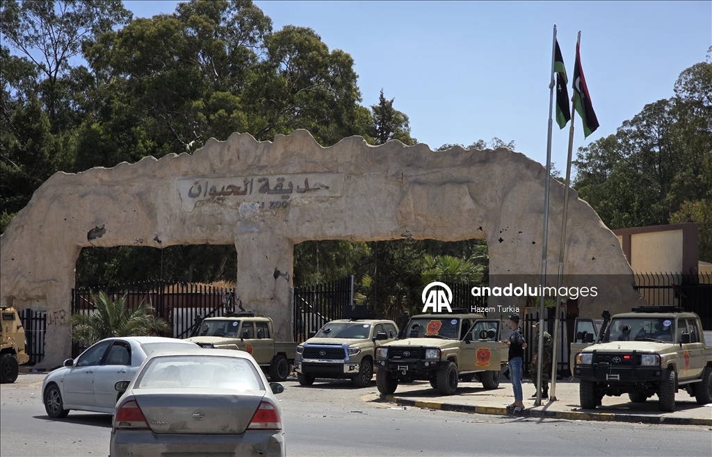 «Анадолу» запечатлело район столкновений в Триполи