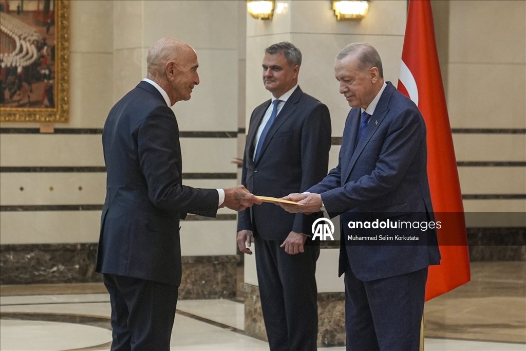 Cumhurbaşkanı Erdoğan, 3 ülkenin büyükelçisini kabul etti