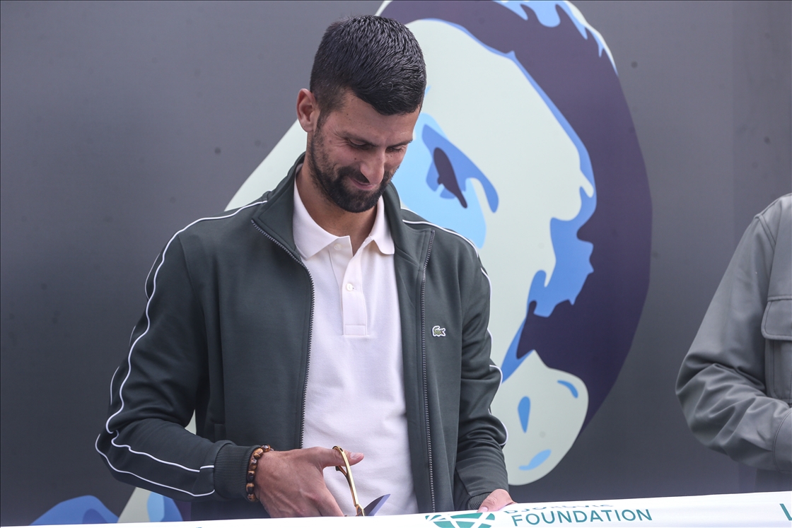 Novak Đoković otvorio teniski teren u Beogradu 