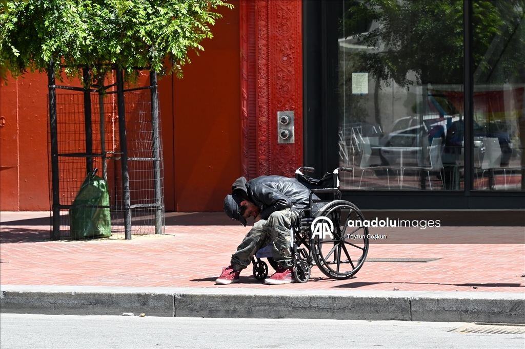San Francisco'daki evsizlerin zorlu yaşamı