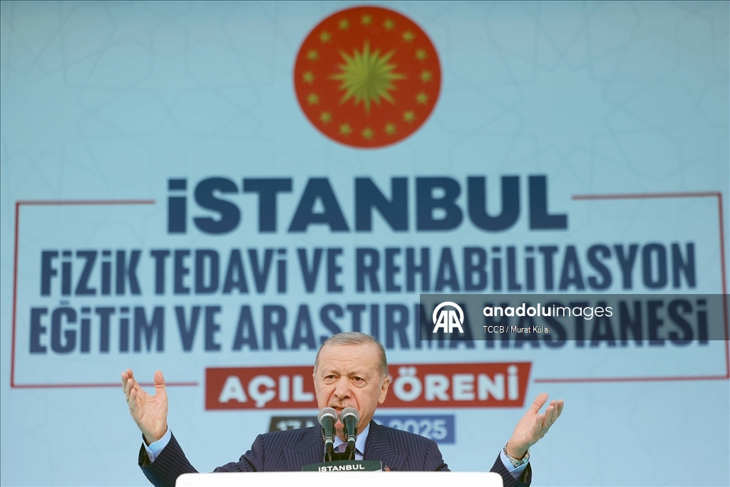 Cumhurbaşkanı Erdoğan,  Avrupa'nın en büyük fizik tedavi hastanesinin açılışını yaptı