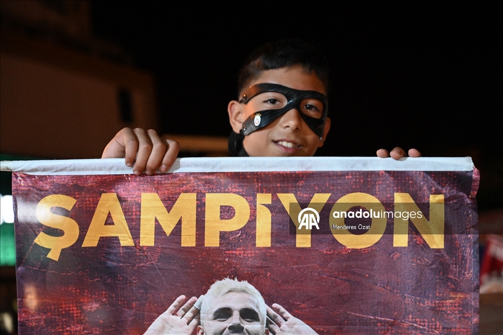 Osmaniye'de Galatasaray'ın şampiyonluğu kutlandı