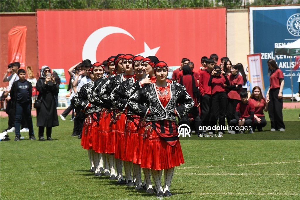Gümüşhane'de 19 Mayıs Atatürk'ü Anma, Gençlik ve Spor Bayramı kutlandı