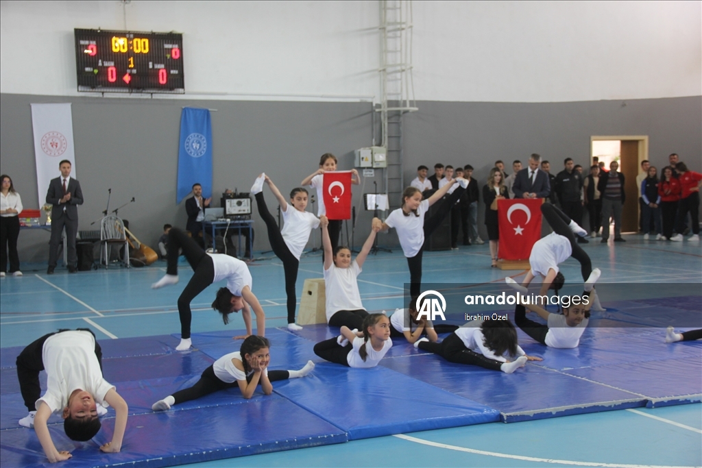 Sivas'ta 19 Mayıs Atatürk'ü Anma, Gençlik ve Spor Bayramı kutlandı