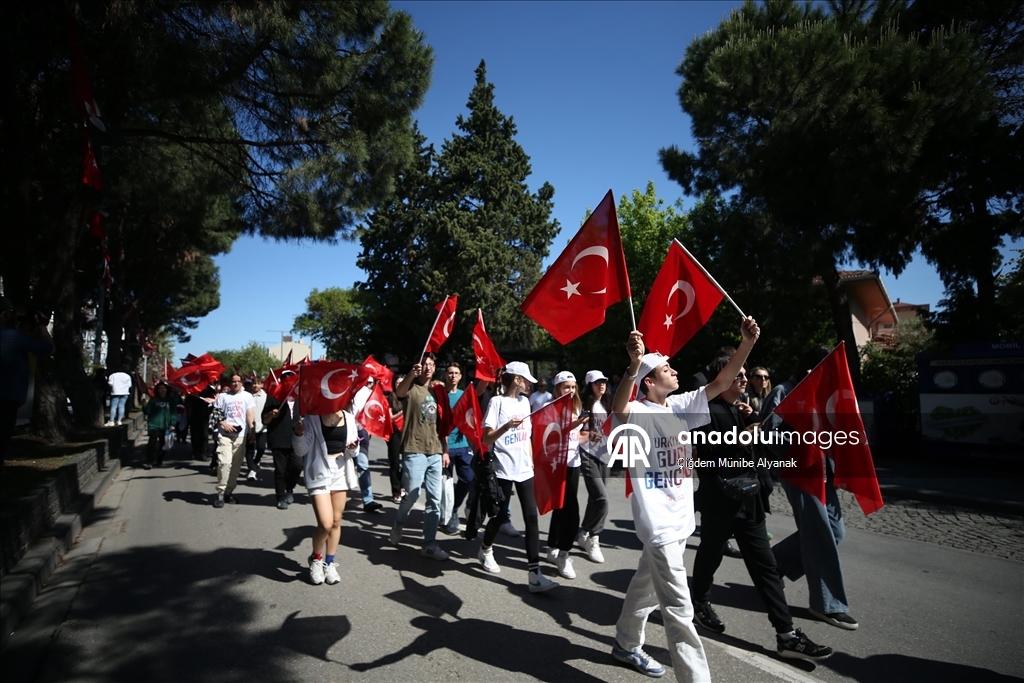 Çanakkale'de 19 Mayıs Atatürk'ü Anma, Gençlik ve Spor Bayramı kutlanıyor
