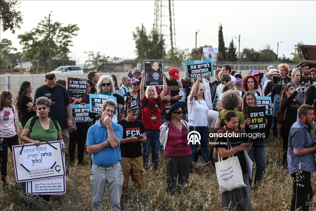 Израильская полиция разогнала активистов, собравшихся на границе с Газой в знак протеста против продолжающихся атак