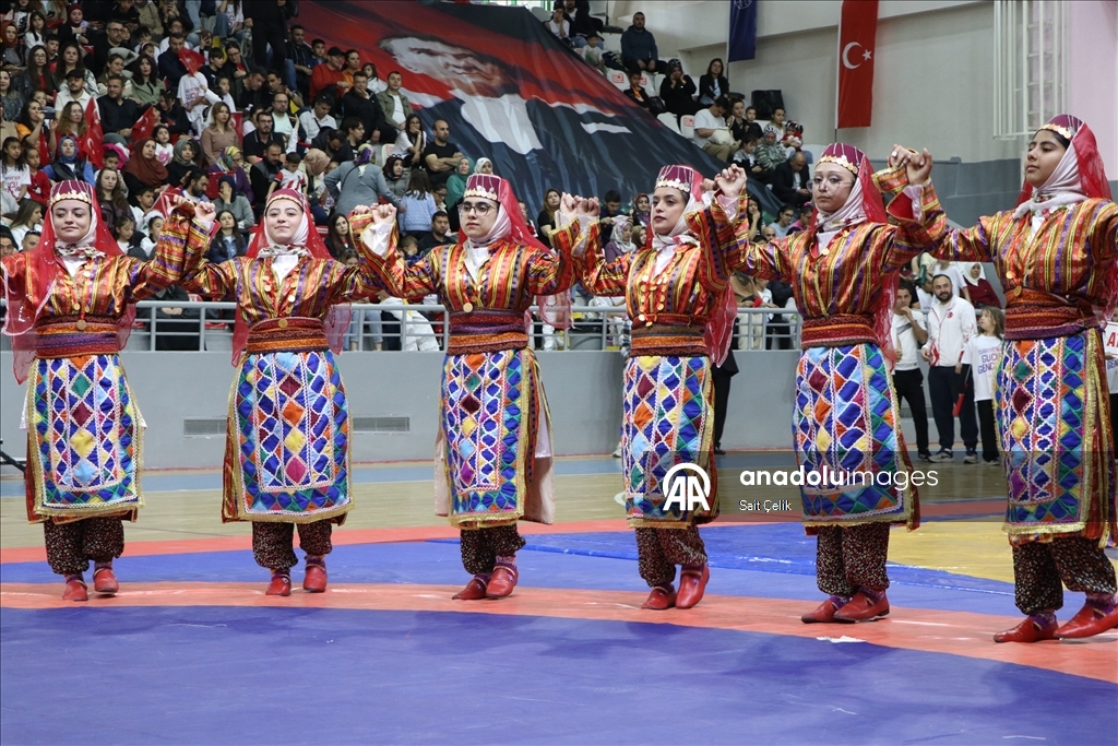 Yozgat'ta 19 Mayıs Atatürk'ü Anma, Gençlik ve Spor Bayramı kutlandı