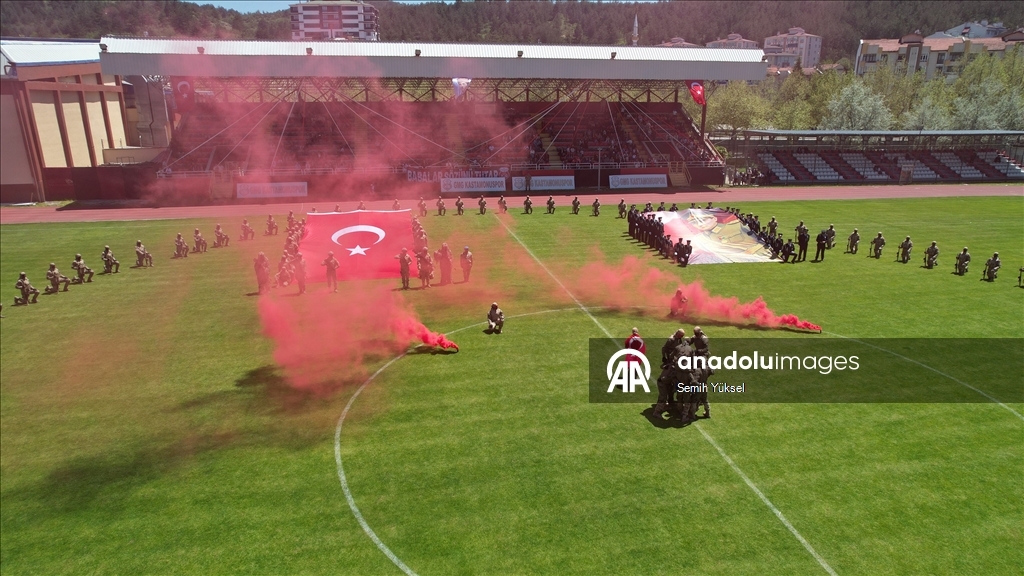 Kastamonu'da 19 Mayıs Atatürk'ü Anma, Gençlik ve Spor Bayramı kutlandı