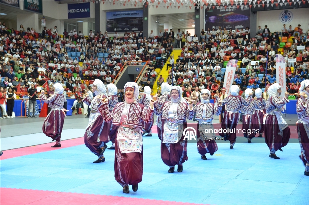Konya 'da 19 Mayıs Atatürk'ü Anma Gençlik ve Spor Bayramı kutlanıyor