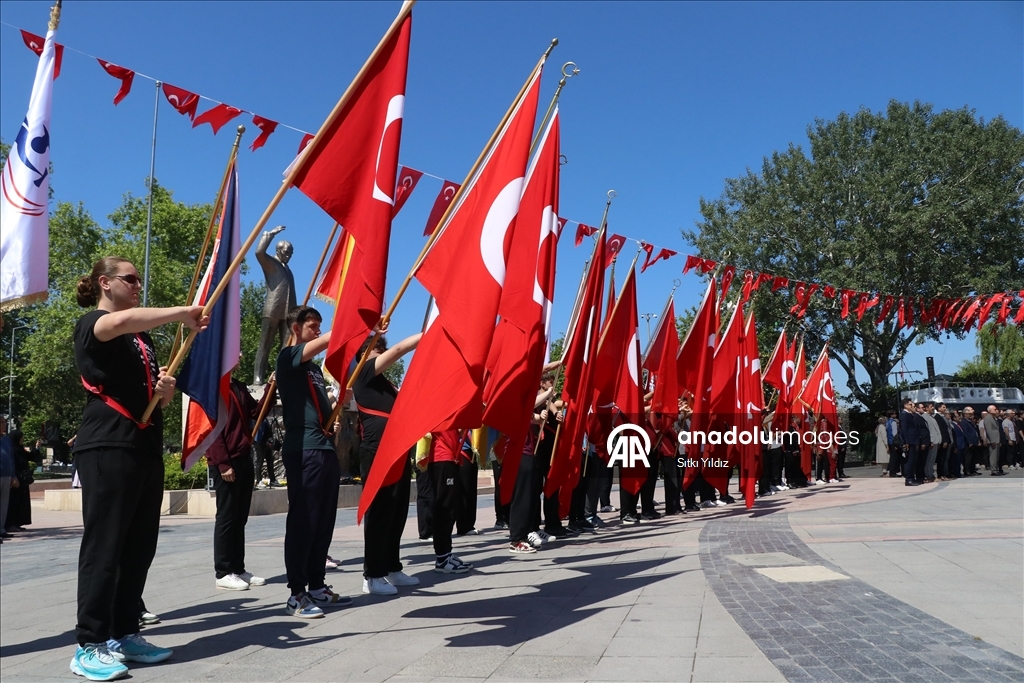 Yalova'da 19 Mayıs Atatürk'ü Anma, Gençlik ve Spor Bayramı kutlandı