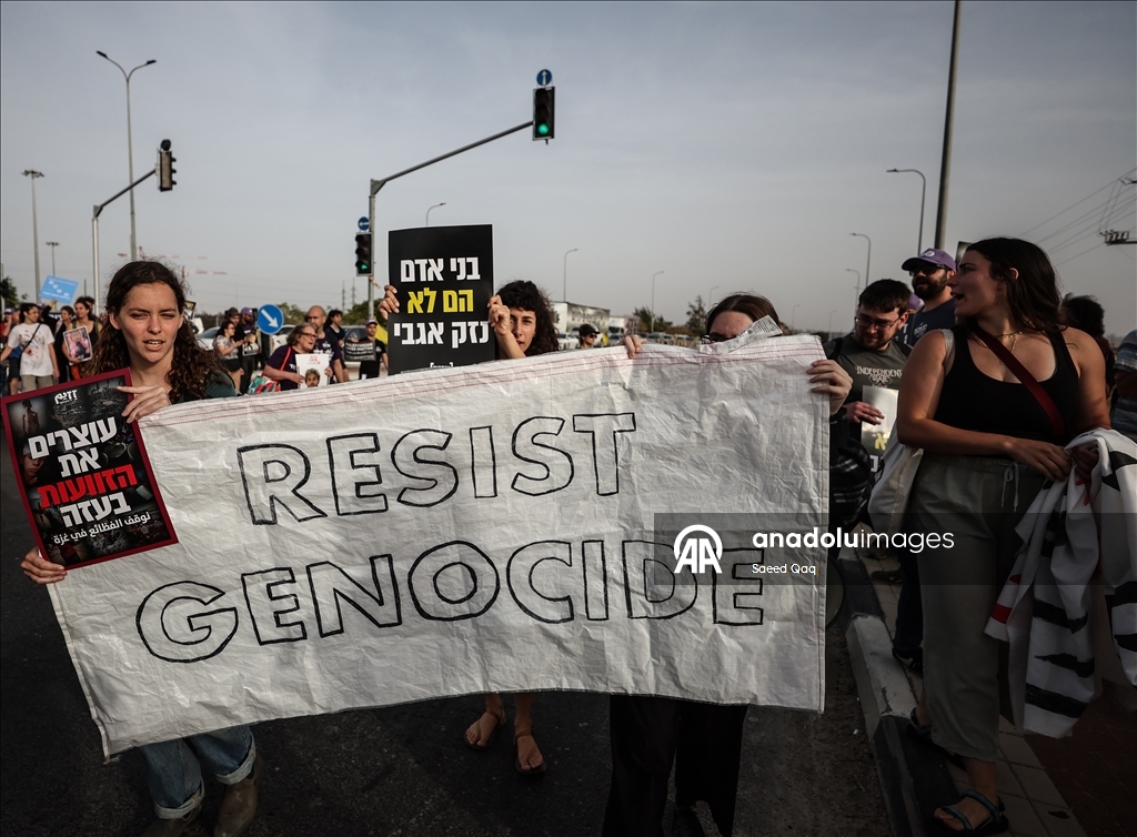 Израильская полиция разогнала активистов, собравшихся на границе с Газой в знак протеста против продолжающихся атак