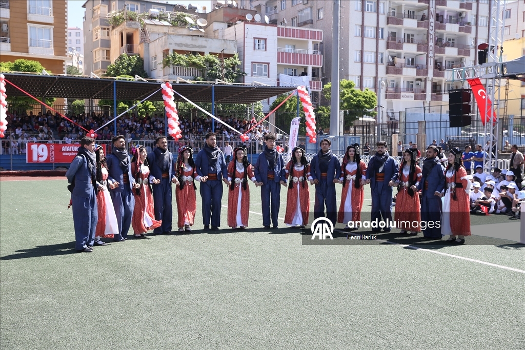 Siirt'te 19 Mayıs Atatürk'ü Anma, Gençlik ve Spor Bayramı kutlandı