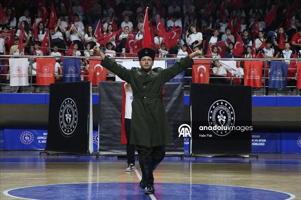 Burdur'da 19 Mayıs Atatürk'ü Anma, Gençlik ve Spor Bayramı kutlandı