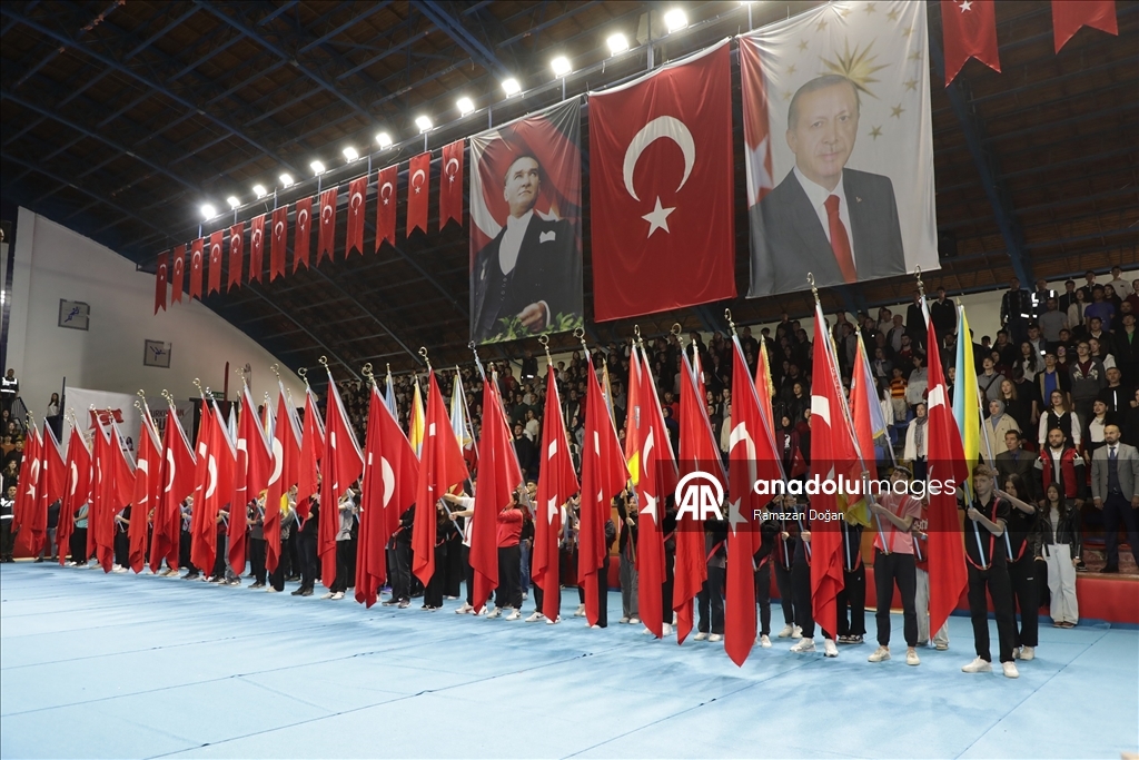 Kütahya'da 19 Mayıs Atatürk'ü Anma, Gençlik ve Spor Bayramı kutlanıyor