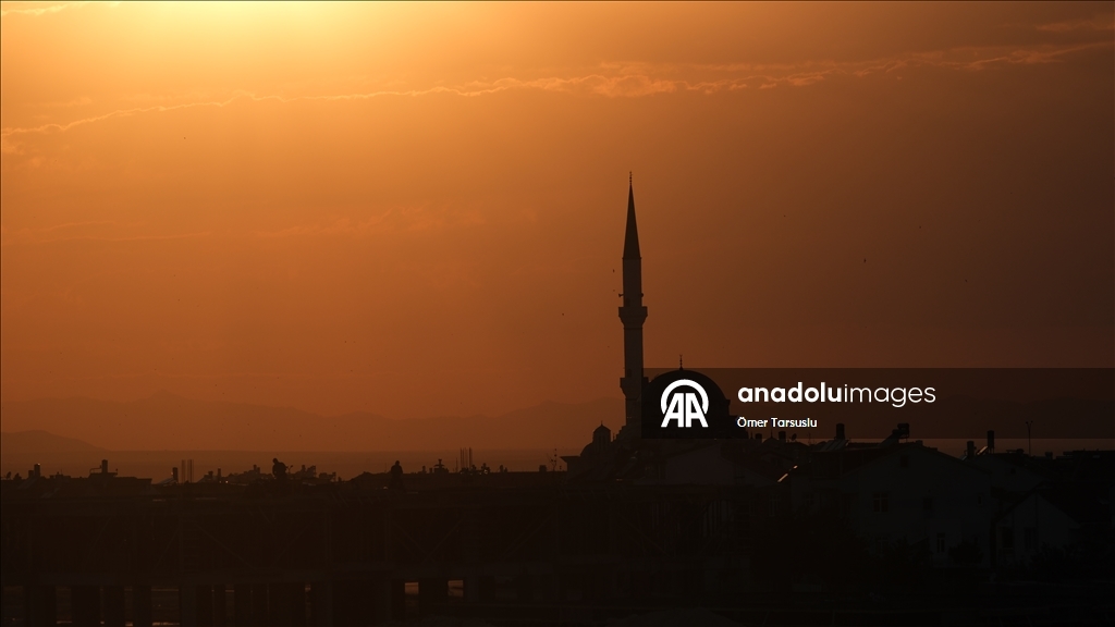 Karaman'da gün batımı