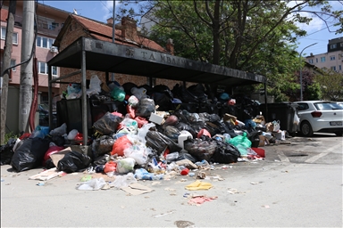 Prishtina shëmtohet nga mbeturinat