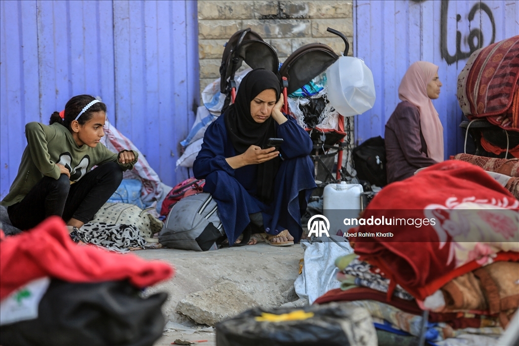 Палестинцы покидают восток Хан-Юнуса из-за угрозы израильской атаки